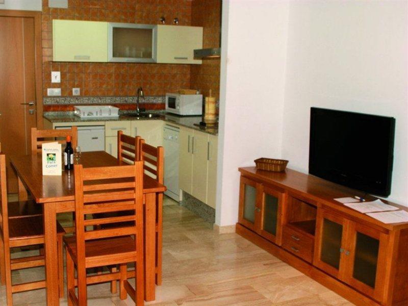 Hotel Apartamentos Loto Conil Conil De La Frontera Eksteriør billede